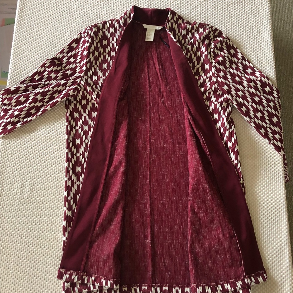 HM red and white jacket